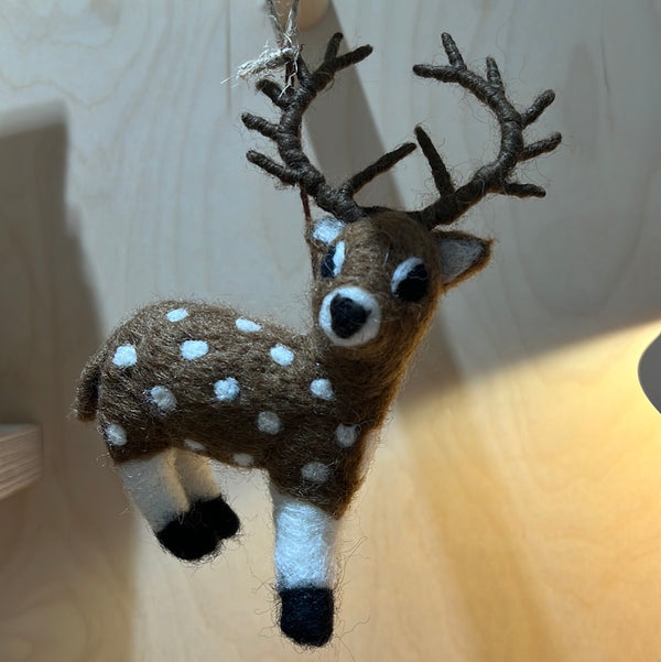 Natural Felt Decoration | Stag - NØRDEN