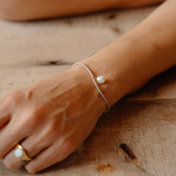 Crystal Minimal Bracelet | Marina - Pearl + Sand