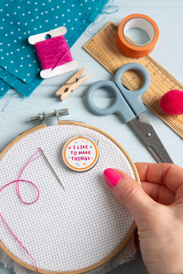 Embroidery Needle Minder | I Like To Make Things - NØRDEN