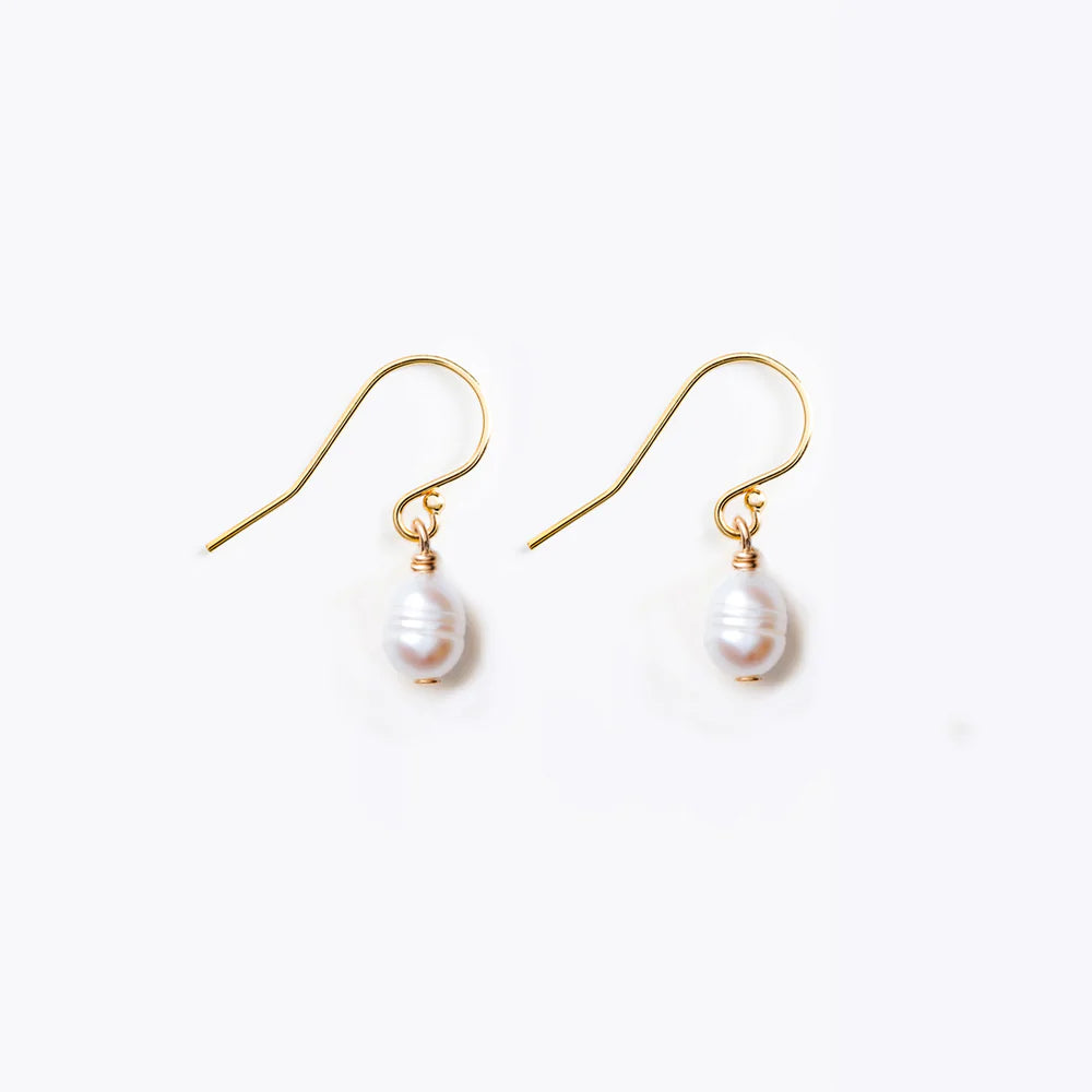 Gold Minimal Earrings | White Pearl - NØRDEN