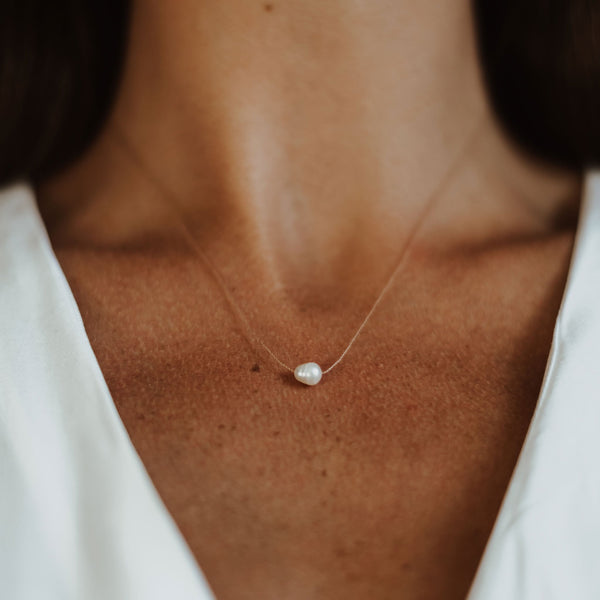 Gold Minimal Necklace | White Pearl - NØRDEN